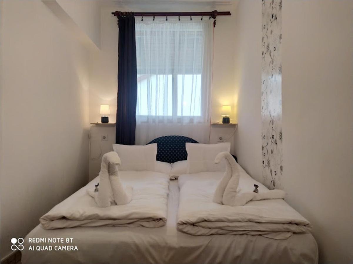 Marabella Apartmanok Hajdúszoboszló المظهر الخارجي الصورة