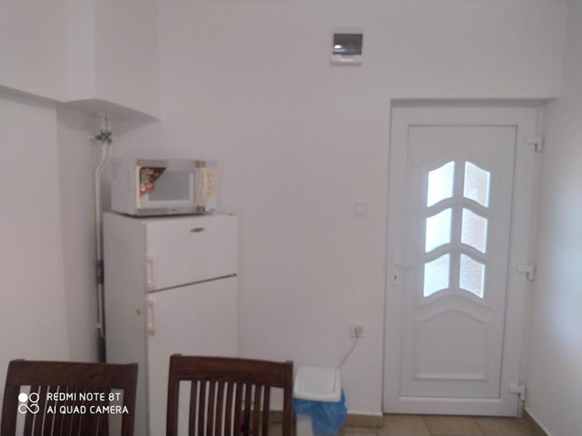 Marabella Apartmanok Hajdúszoboszló المظهر الخارجي الصورة