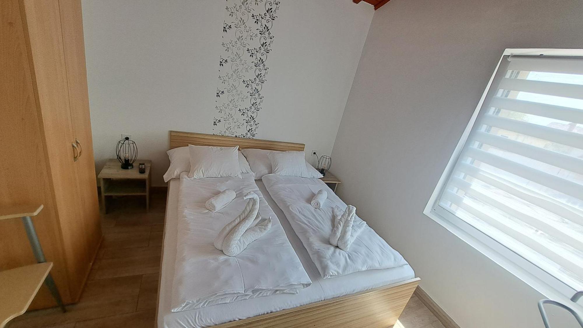 Marabella Apartmanok Hajdúszoboszló المظهر الخارجي الصورة