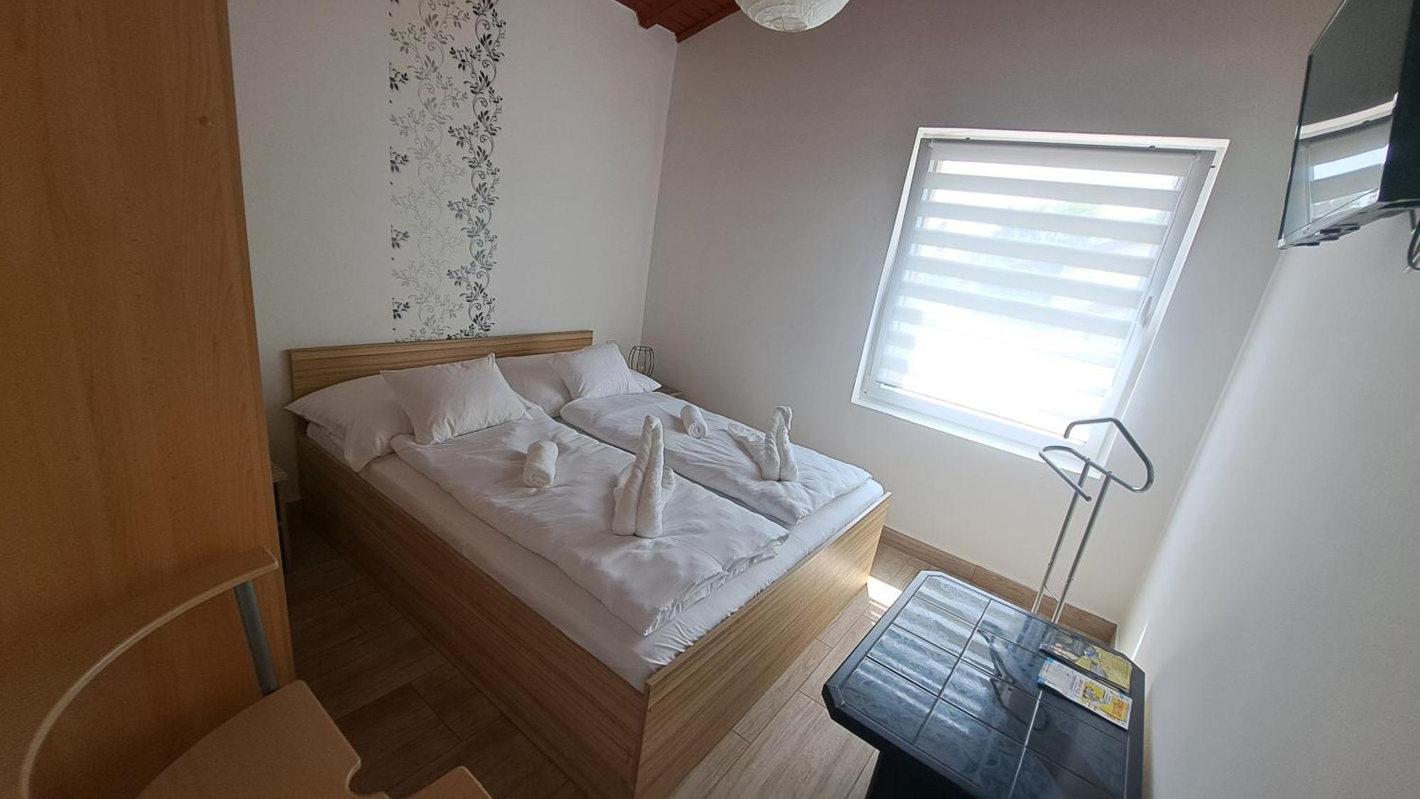 Marabella Apartmanok Hajdúszoboszló المظهر الخارجي الصورة