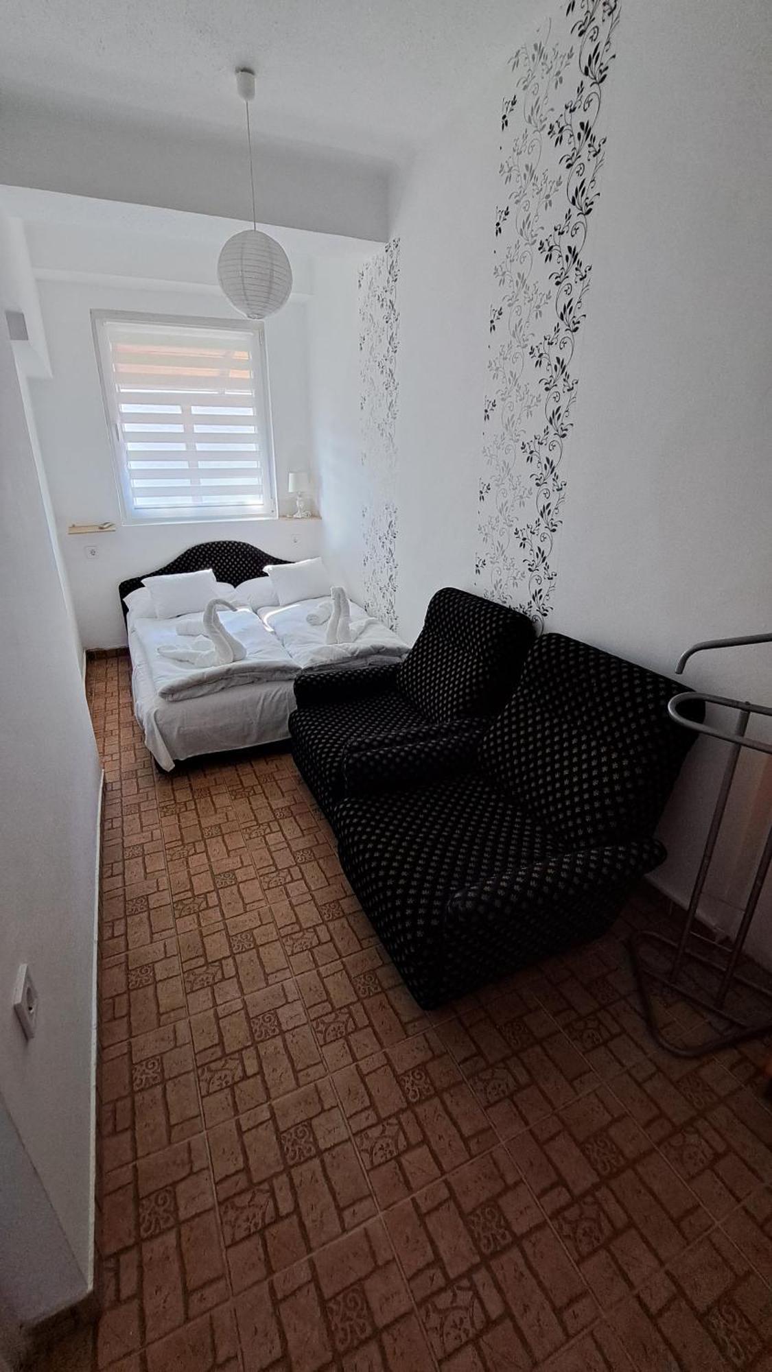 Marabella Apartmanok Hajdúszoboszló المظهر الخارجي الصورة