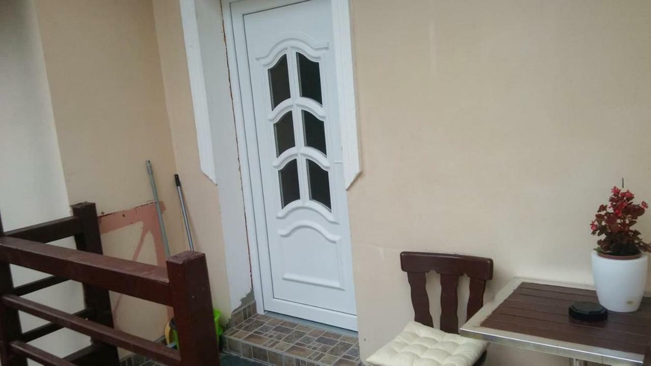 Marabella Apartmanok Hajdúszoboszló المظهر الخارجي الصورة